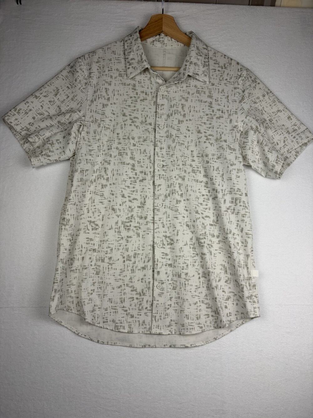 Lululemon Airing Easy Shirt Men’s L Crunch Max Vapor Seal Short Sleeve Button Up